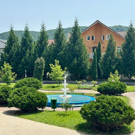 Hotel Diana Bistriţa Eksteriør bilde