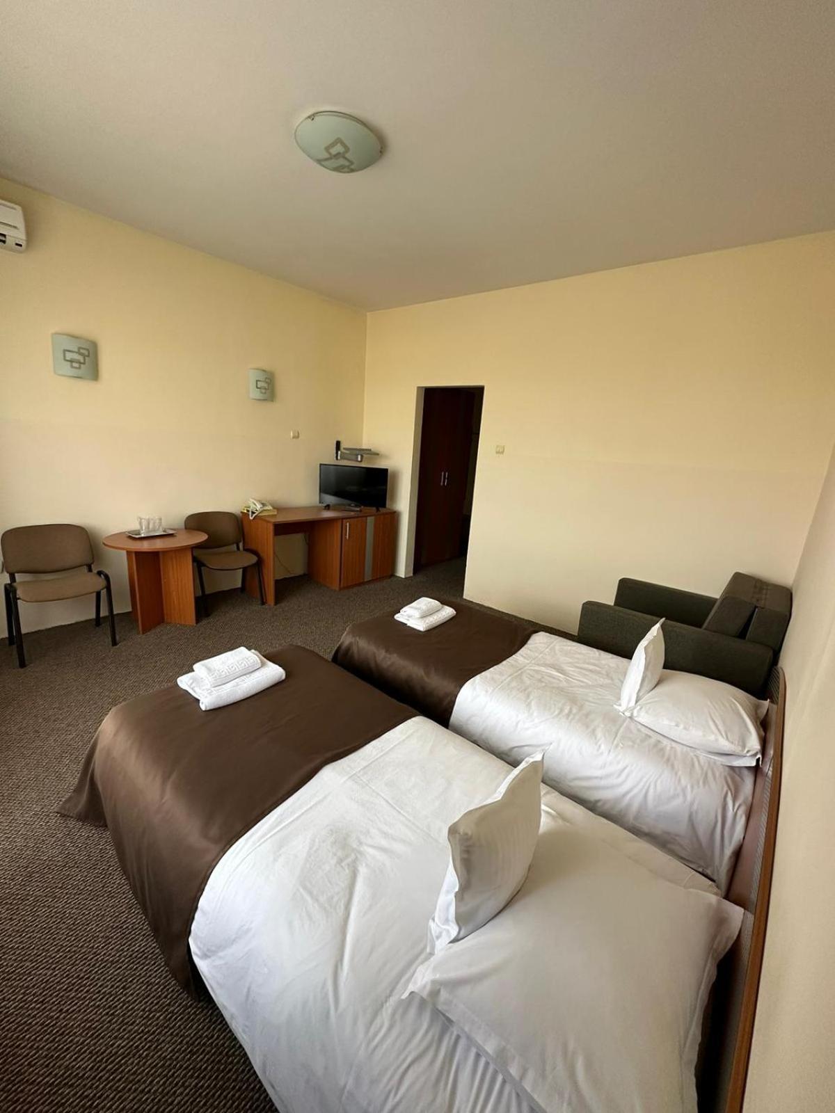 Hotel Diana Bistriţa Eksteriør bilde