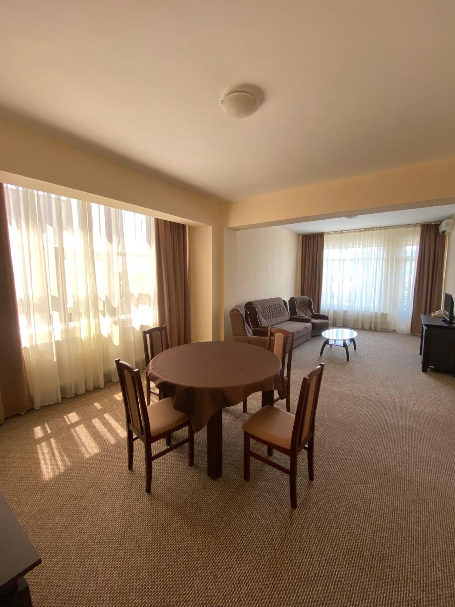 Hotel Diana Bistriţa Eksteriør bilde